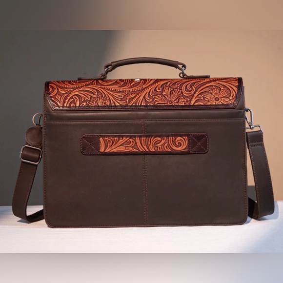 Wrangler Genuine Leather & Handtooled Briefcase Messenger Bag NWT - Picture 2 of 13